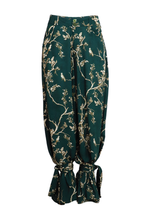 pantalón verde con flores doradas
