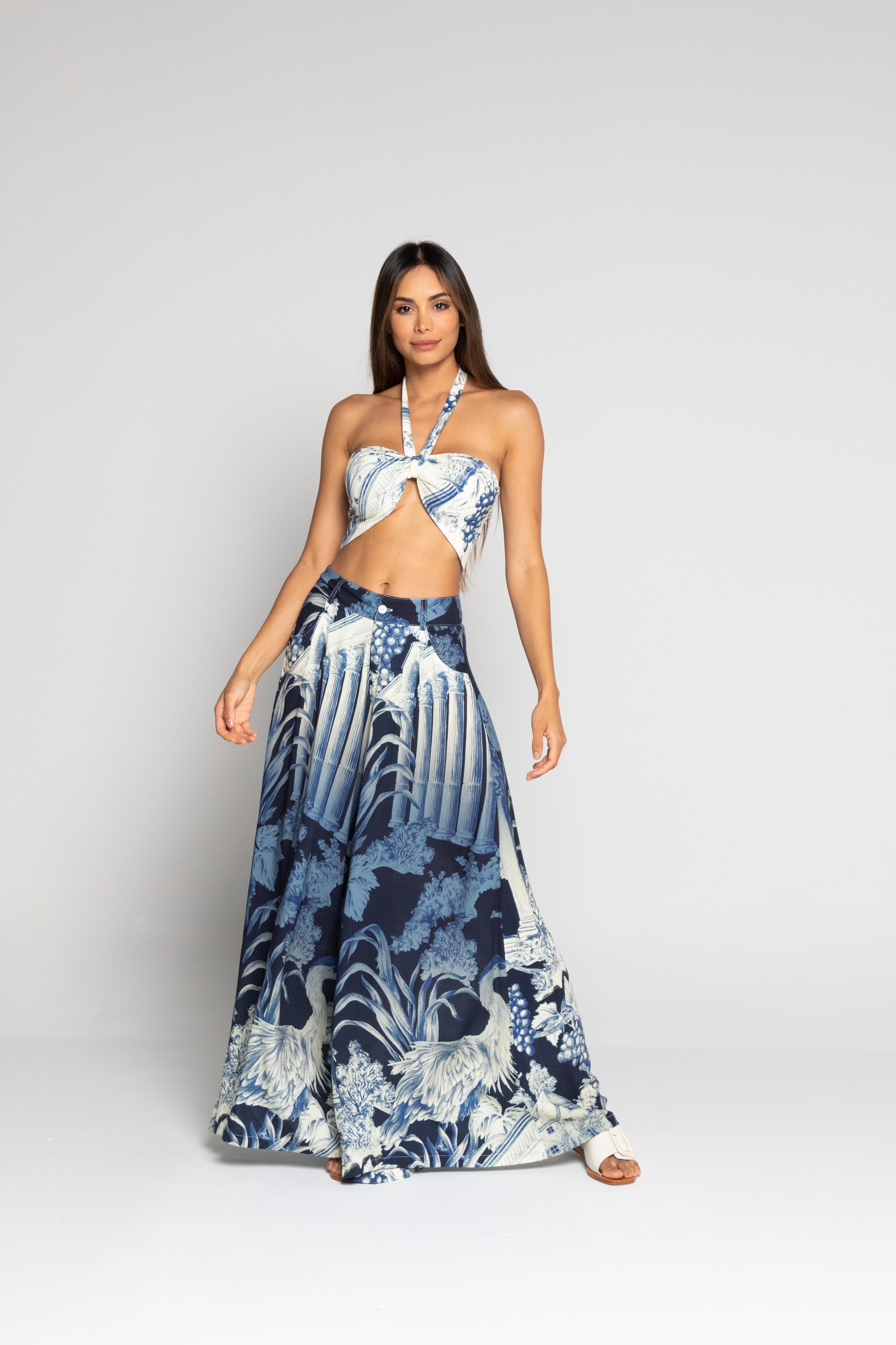 set con estampado y pantalón palazzo con top