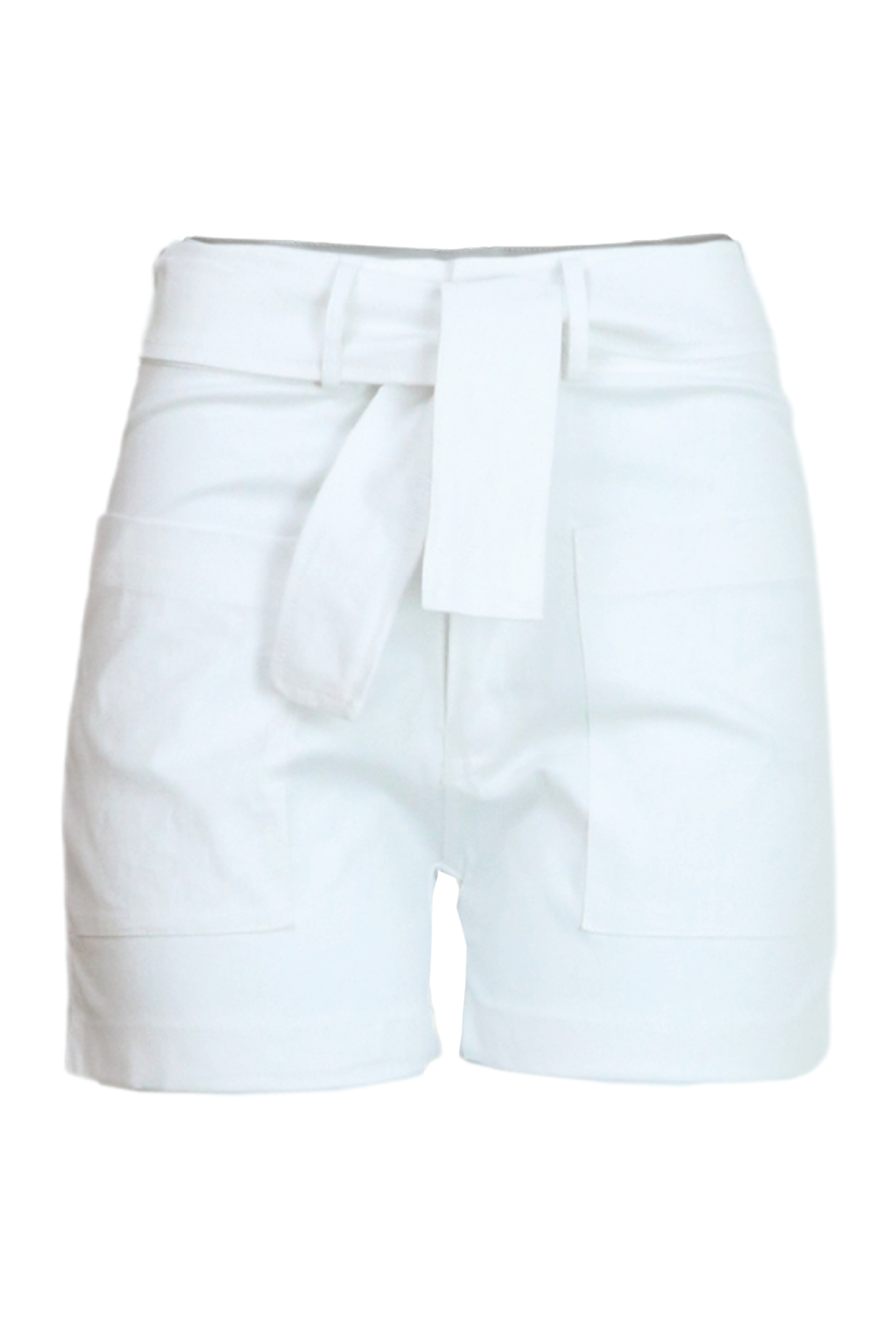 Short beige con cinturón