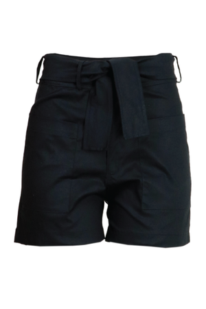Short negro con cinturón