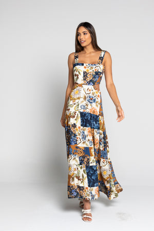 Vestido largo con escote