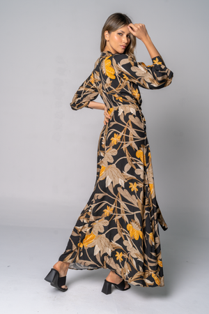 Vestido con escote profundo mujer