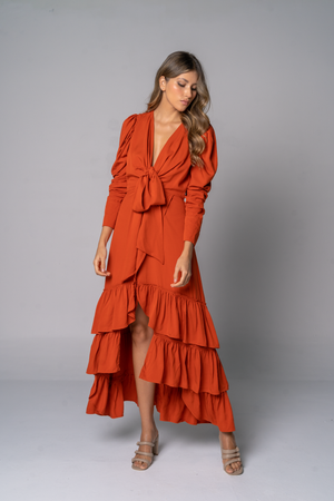 Vestido con lazos en color terracota