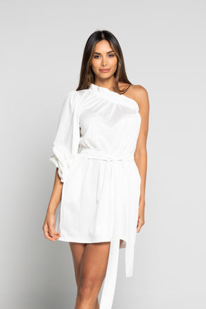 Vestido mangas asimétricas