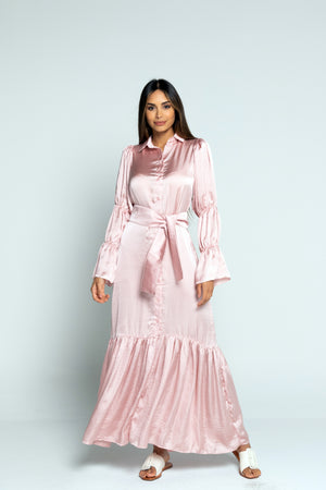 Vestido largo satinado con cinturón