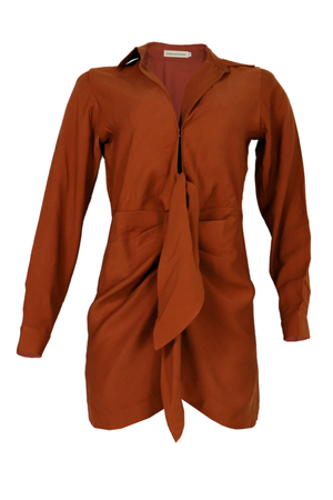 vestido corto con drapeado