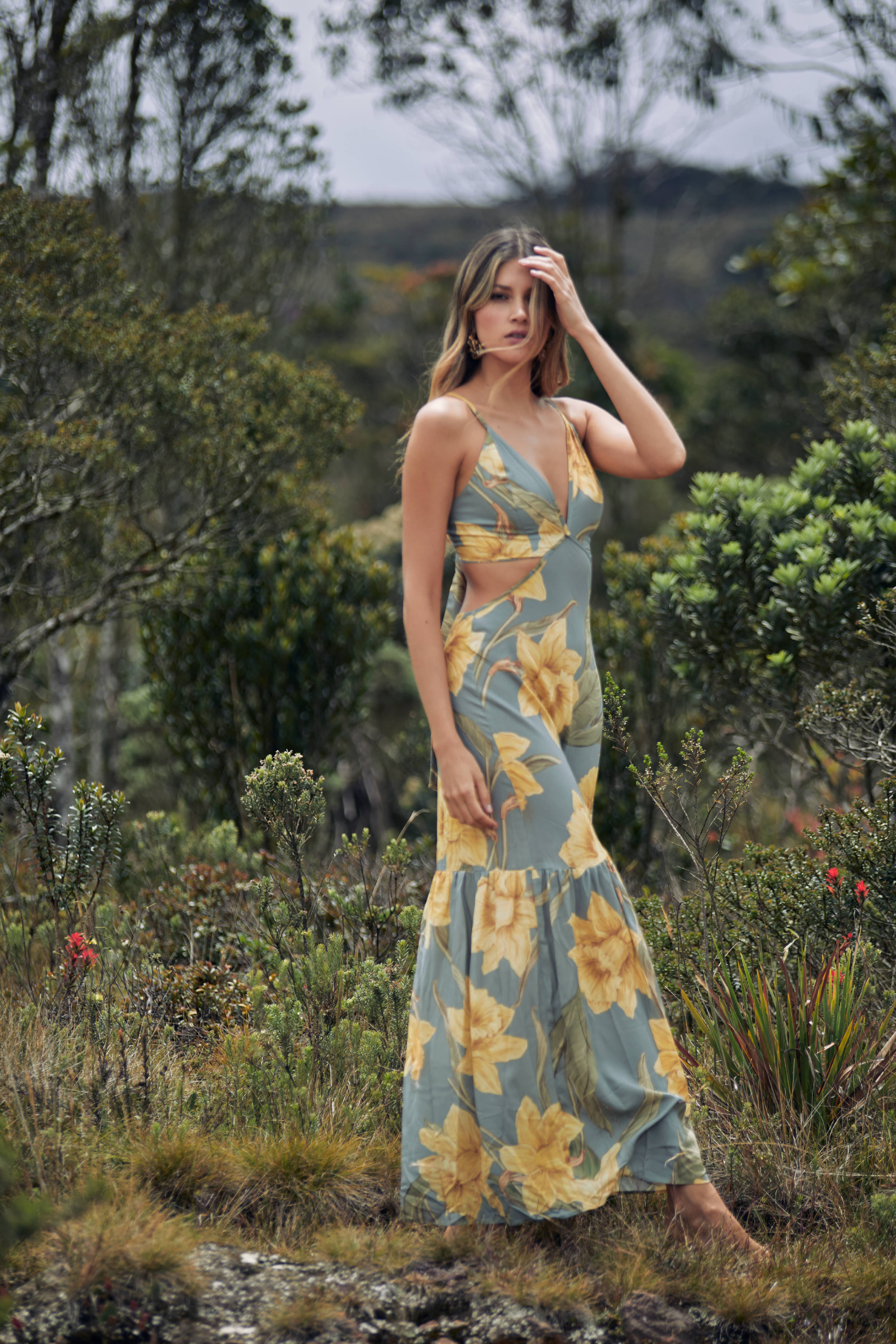 Vestido de tiras con escote en espalda color azul
